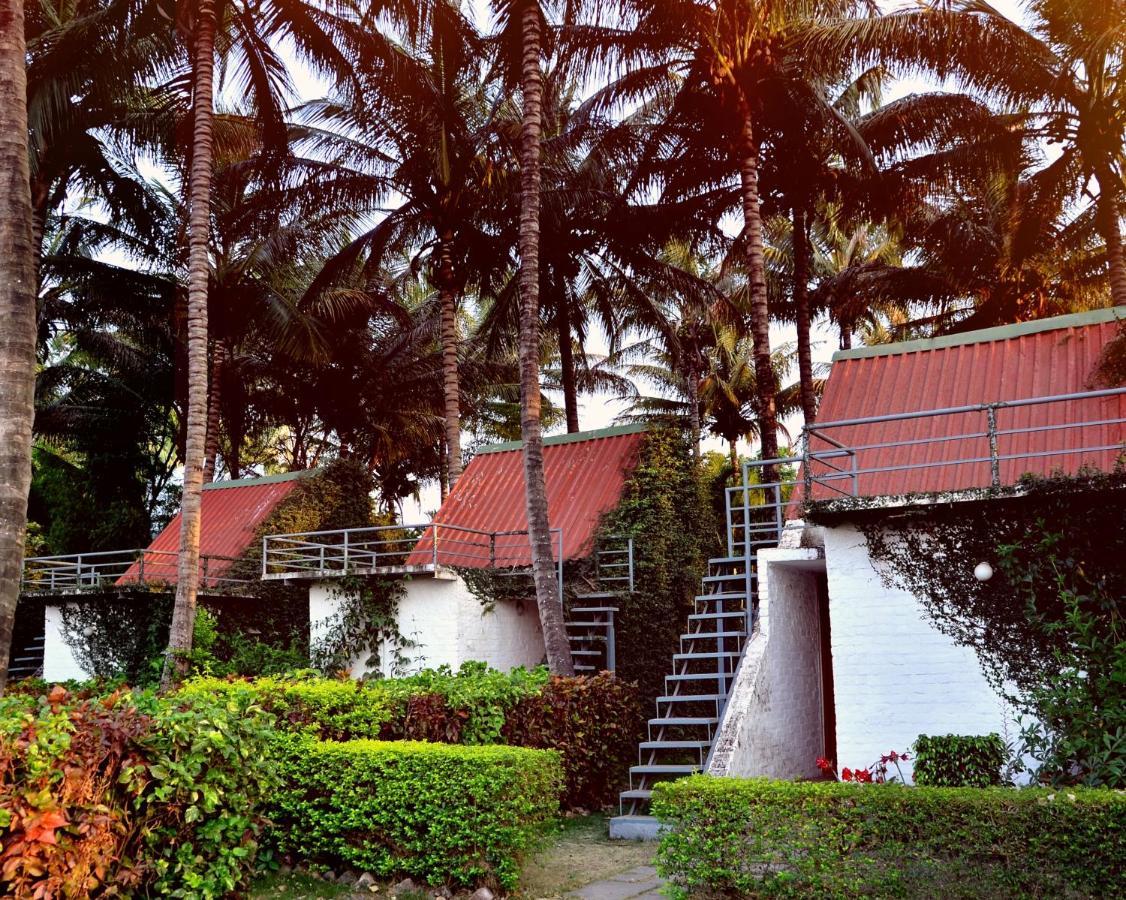 Anandvan Holiday Homes, Wai Eksteriør billede